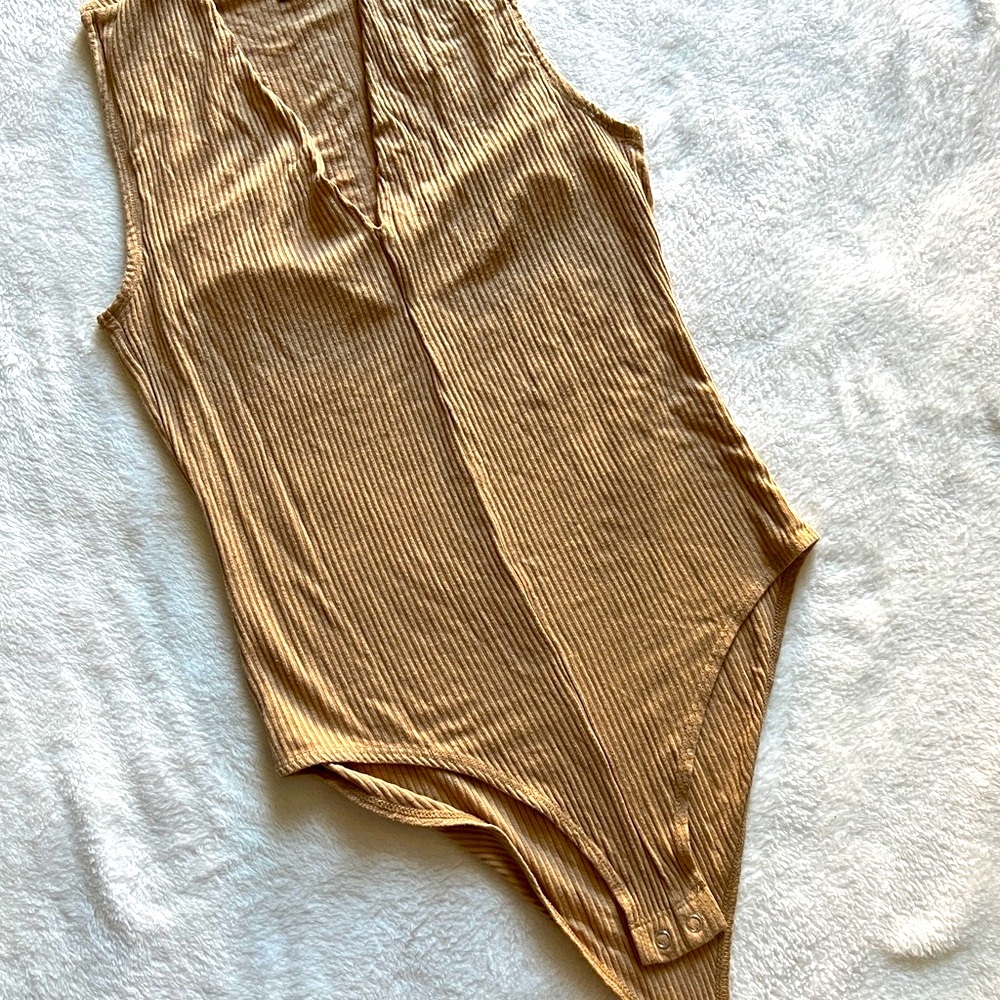 Forever 21 Beige Women Sweater